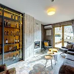 Boutique Entry E Aparthotel 4*
