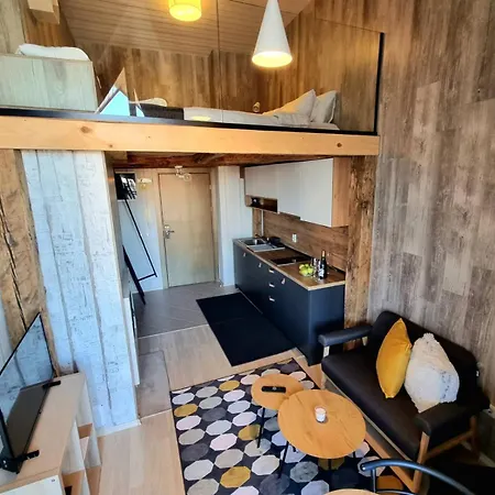 Aparthotel Boutique Entry E 4*