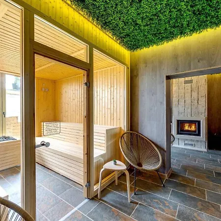 Boutique Entry E 4*
