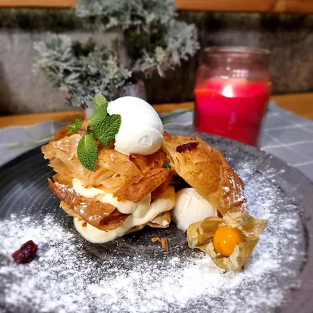 Boutique Entry E 4* バンスコ