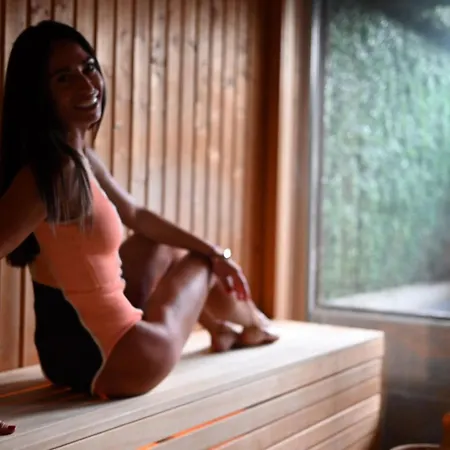 Boutique Entry E アパートホテル