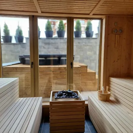 Boutique Entry E 4* バンスコ