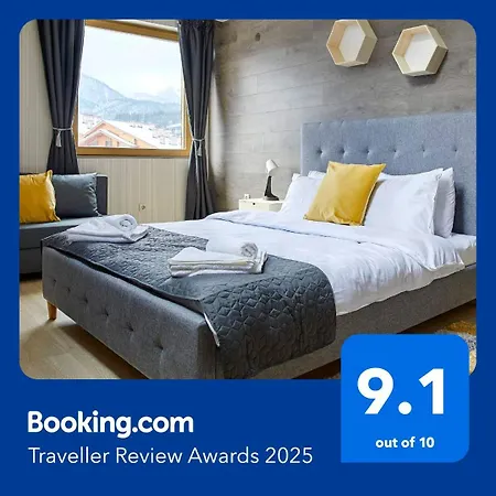 Aparthotel Boutique Entry E 4*