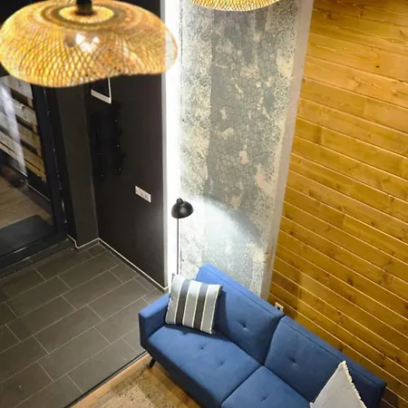 Boutique Entry E 반스코